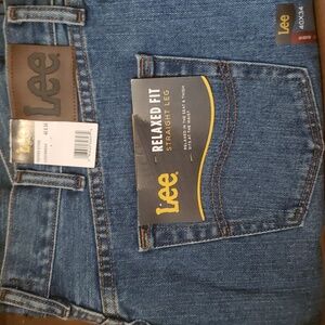 NWT Lee straight leg jeans